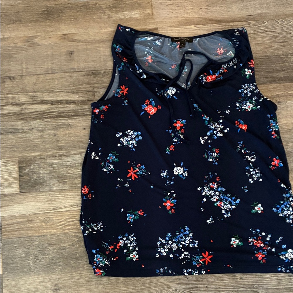 Banana Republic Navy Floral Pop Over Romantic Feminine Tank Top Worn 1X Sz M
